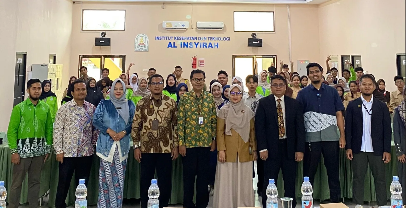 HIMFOMED IKTA Gelar Seminar Peringatan HKN Bahas Peran AI dalam Pendidikan dan Kesehatan