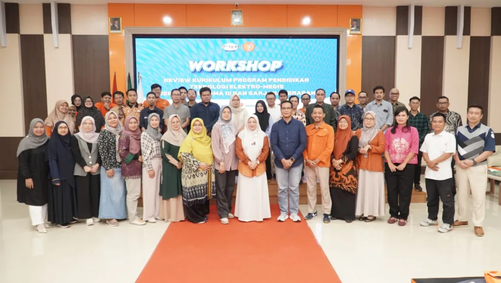 Kaprodi Teknologi Rekayasa Elektromedis Berpartisipasi dalam Workshop Review Kurikulum Berbasis Outcome-Based Education