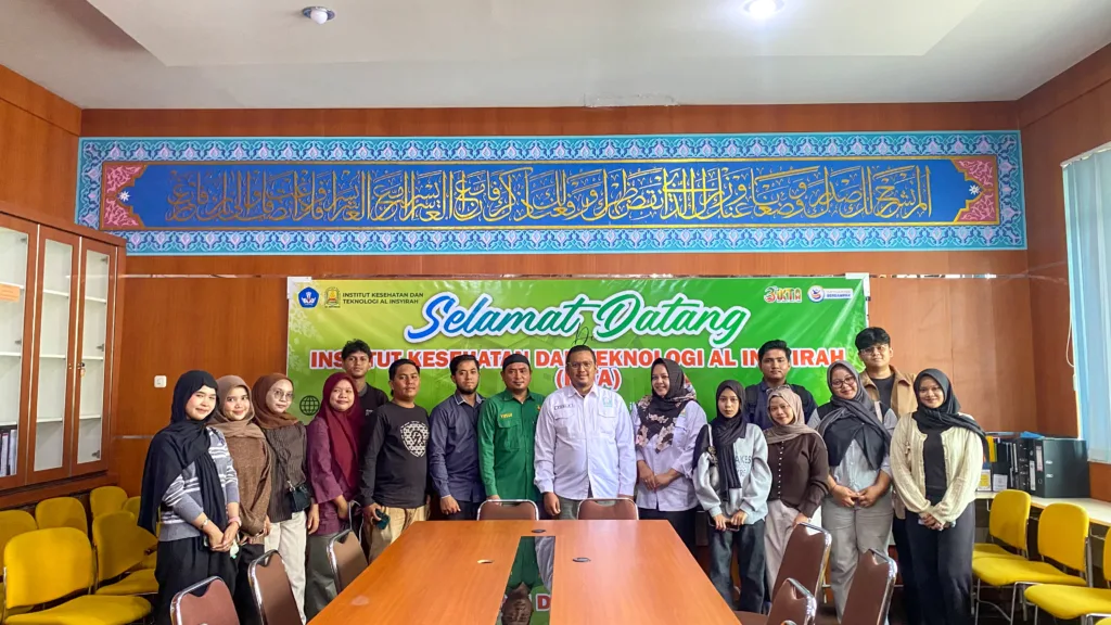 Cetak Pionir IT Kesehatan, Prodi Informatika Medis IKTA Lepas Angkatan Pertama untuk Kerja Praktek